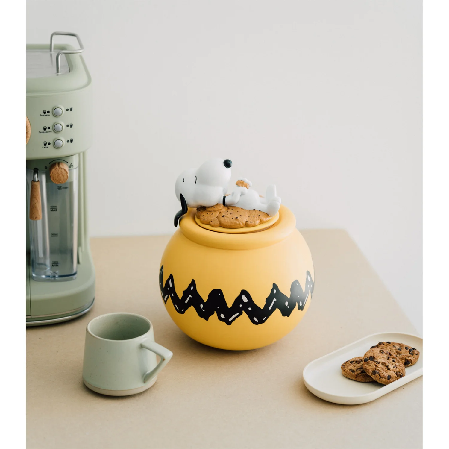Snoopy Cookie Jar