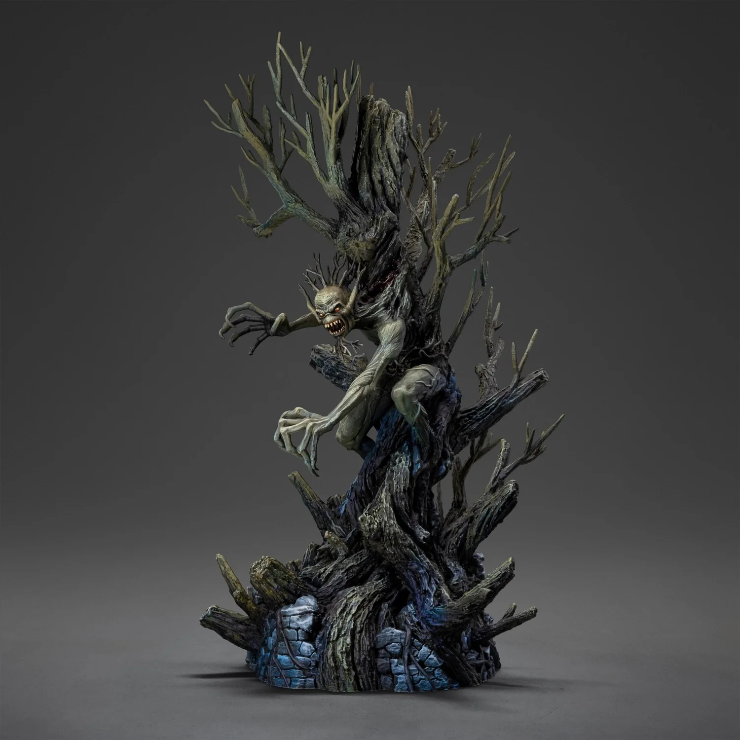 Iron Studios Iron Maiden Fear of the Dark Eddie 1/10 Art Scale Statue
