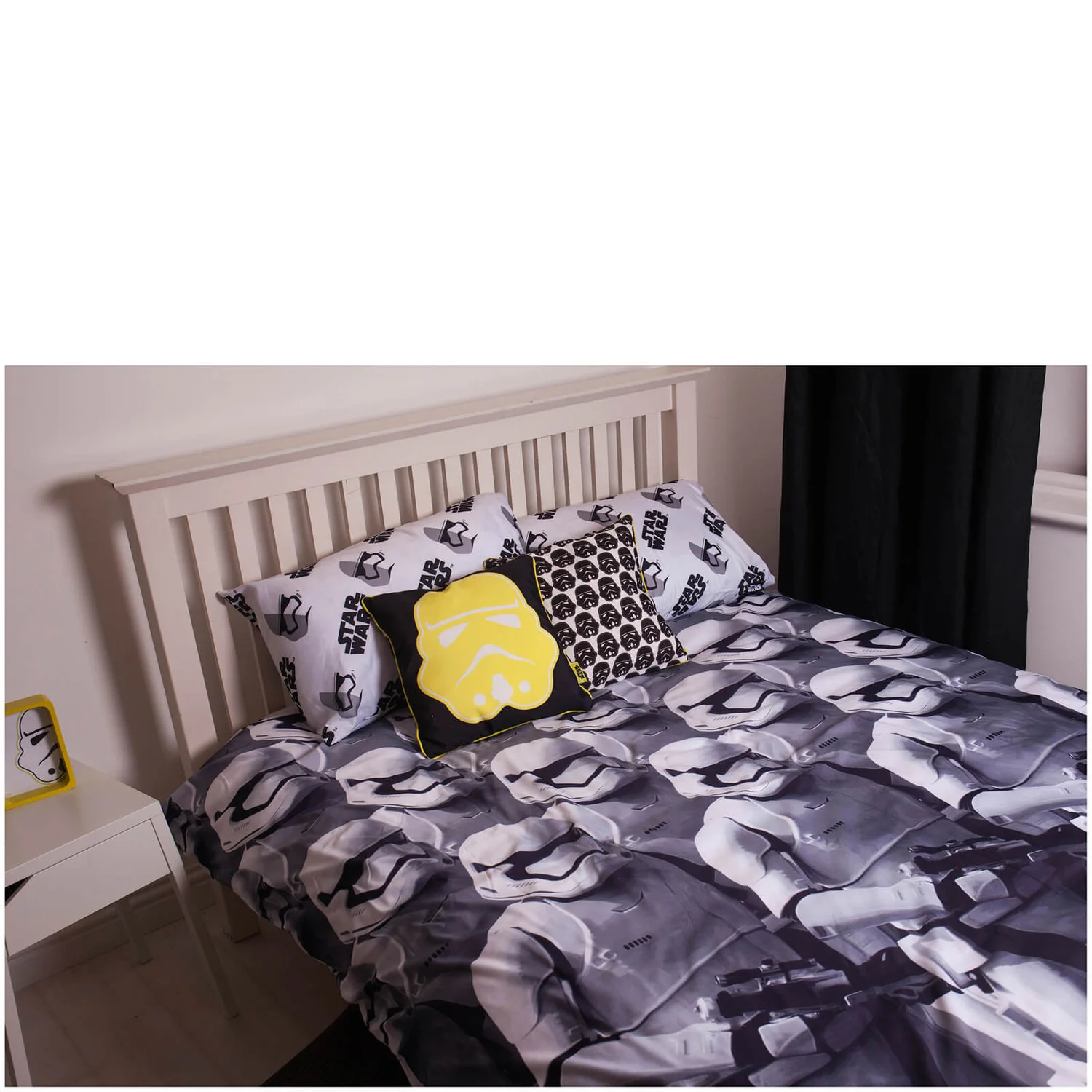 Star Wars Classic Stormtrooper Bed Bundle - Double
