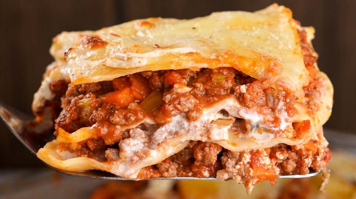 Egyszerű lasagne recept – fehérjedús és hihetetlenül finom!