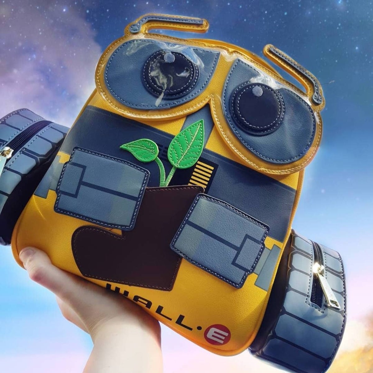 loungefly official site