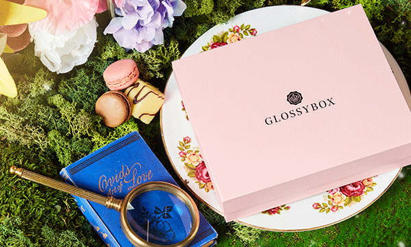 GLOSSYBOX March 2022