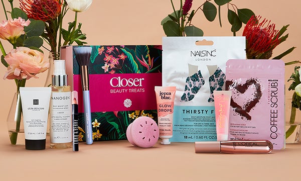 GLOSSYBOX x Closer Limited Edition