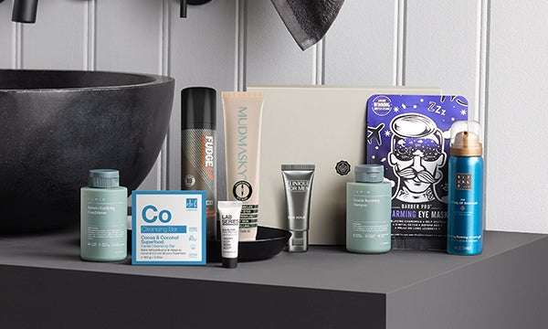 Featuring 5 deluxe minis and 4 full-size beauty discoveries – worth over £110 expertly tailored for our Glossy guys needs!