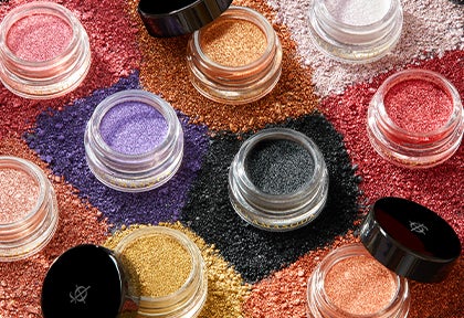 Elige una sombra Iconic Chrome de REGALO al realizar un pedido de 45€
