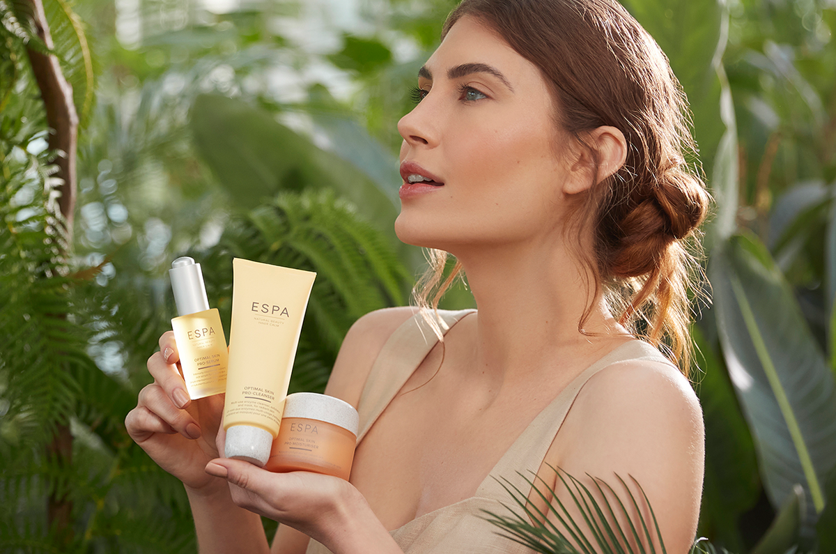 Active Nutrients. Naturally powerful,​​ glow-giving formulas for ultimate skin confidence