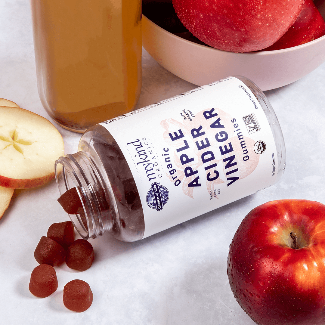 Organic Apple Cider Vinegar Gummies with apples