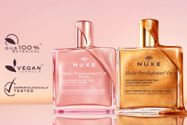 Dare the glow​ : With the new Huile Prodigieuse®​  Or Florale​
