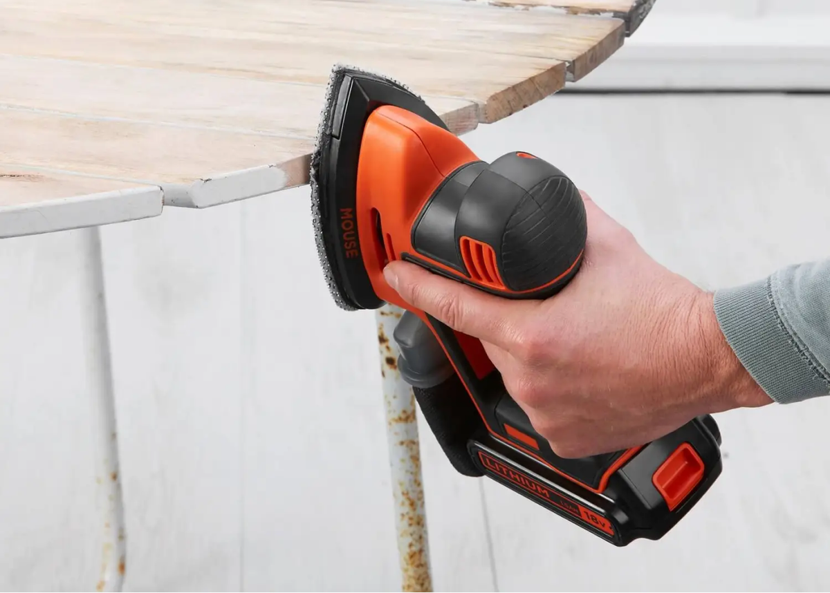 BLACK+DECKER 55W Corded Detail Mouse Sander with 6x Sanding Sheets  (BEW230-GB)