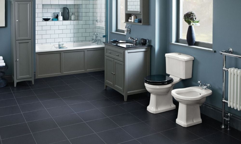 Shop our traditional bathroom furniture suites