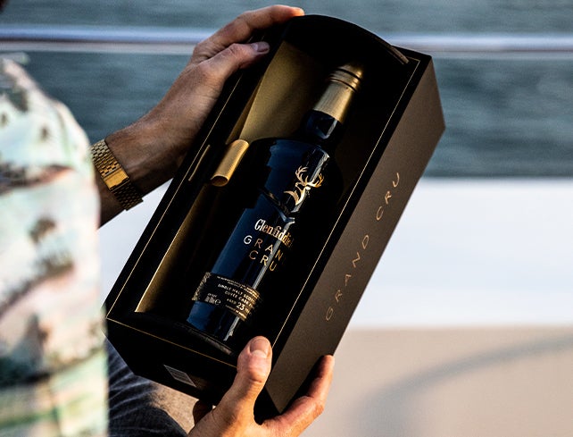 Glenfiddich bottle in its packaging