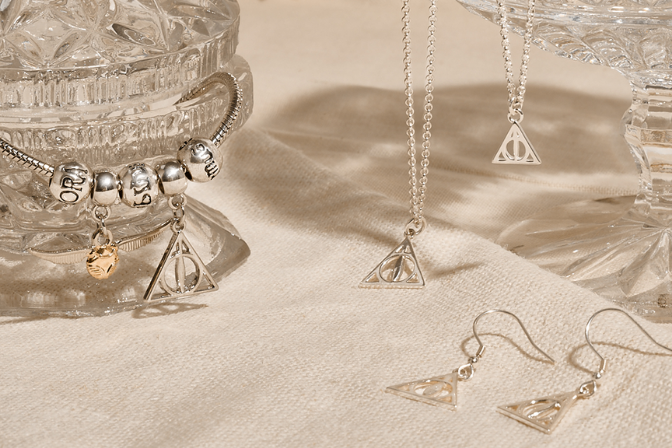Harry-potter-jewellery-on-table-top
