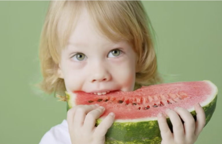 children eating