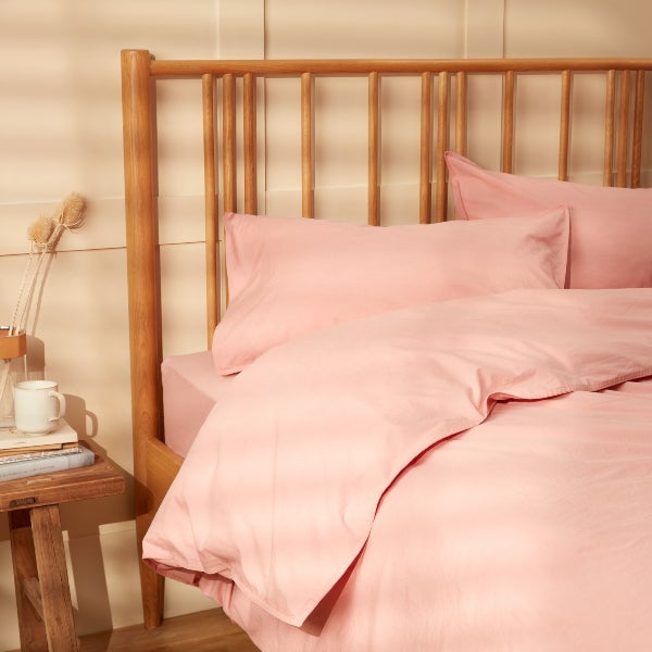 The Bedding Buying Guide & Care Guide