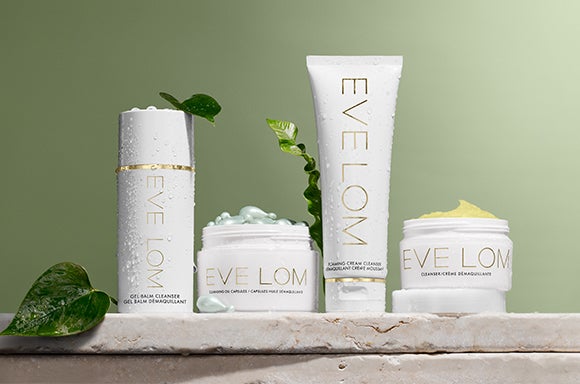 Discover the new Eve Lom rescue peel pads for instant exfoliation and re-surfacing with quick and easy application for multi-level benefits.<br><br>Shop this exclusive launch and the rest of the Eve Lom range here on lookfantastic!