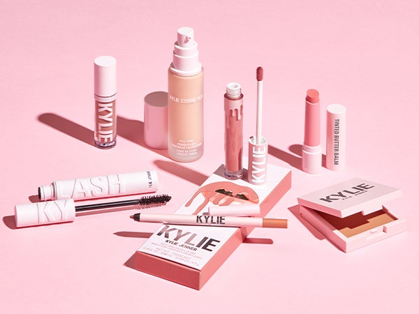 KYLIE COSMETICS TOP BANNER