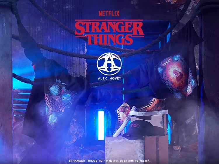 STRANGER THINGS GO LIVE BANNERS.