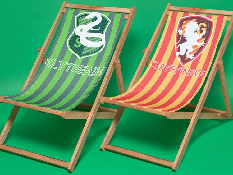 DECORSOME DECK CHAIRS PRE-AWARENESS