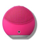 FOREO LUNA Mini 2 Dual-Sided Face Brush for All Skin Types (Various Shades) - Fuchsia
