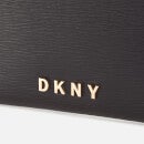 DKNY Women's Bryant Park Sutton Card Holder - Black