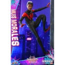 Hot Toys Spider-Man : Into the Spider-Verse Chef-d'œuvre du Cinéma Figurine articulée à l'échelle 1/6 Miles Morales 29 cm