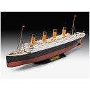 R.M.S. Titanic Easy Click Model Kit (1:600 Scale)
