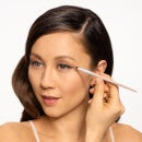 Скошенная кисть для макияжа Beautyblender Wing Man Curved Eye Liner Brush