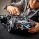 LEGO Technic: La Batmobile de Batman Jouet de Construction, Maquette de Voiture (42127)
