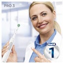 Oral-B Pro 3000 Cross Action Elektrische Tandenborstel Wit + 8 Opzetborstels