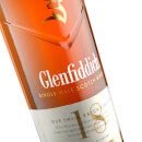 Glenfiddich 18 Year Old Single Malt Scotch Whisky Gift Set with 2 x Glencairn Whisky Glasses