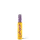 سبراي تثبيت المكياج أول نايتر بفيتامين C الحصري من Urban Decay بحجم السفر 30 مل