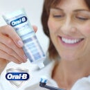 Oral B 3D White Express Whitening Glossy Toothpaste 75ml