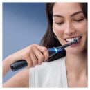 Oral-B iO iO 8 Special Edition Elektrische Zahnbürste, Farbdisplay & Beauty-Tasche, black onyx