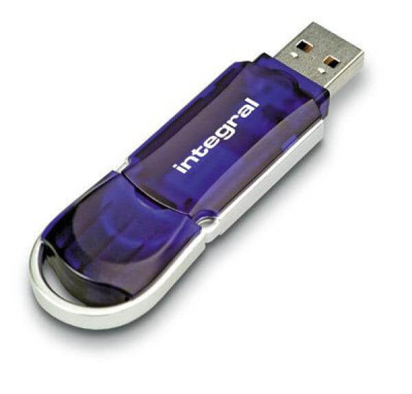 Integral 16GB USB 2.0 Courier Flash Drive
