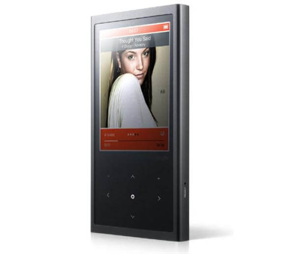 iRiver E200 8GB MP3 Player