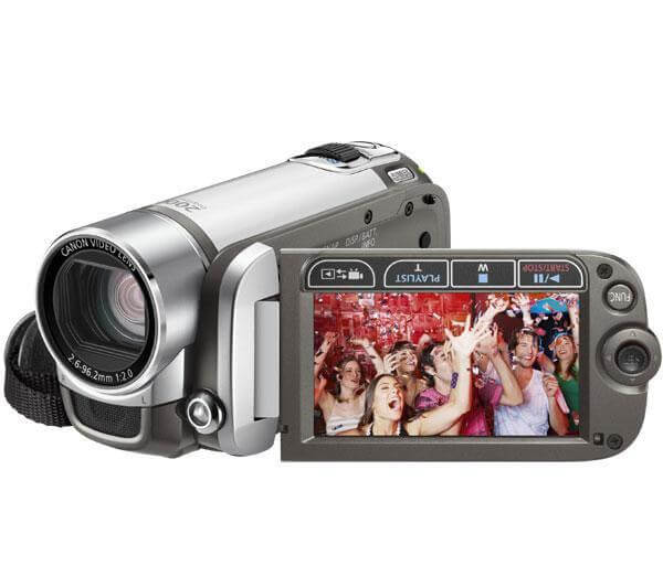 Canon Legria FS200 Digital Camcorder plus FREE 1.6m Tripod