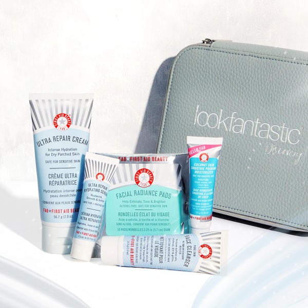 First Aid Beauty LOOKFANTASTIC Discovery Bag (Worth HK$320)