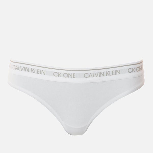 Calvin Klein Women's Logo Thong - White - L