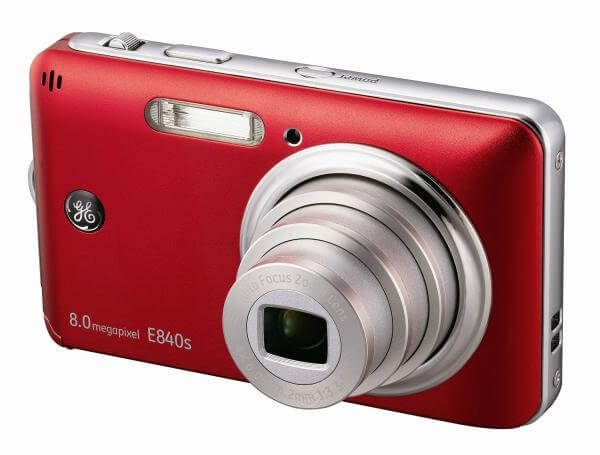 GE E840 8 Megapixels  Red Digital Camera 