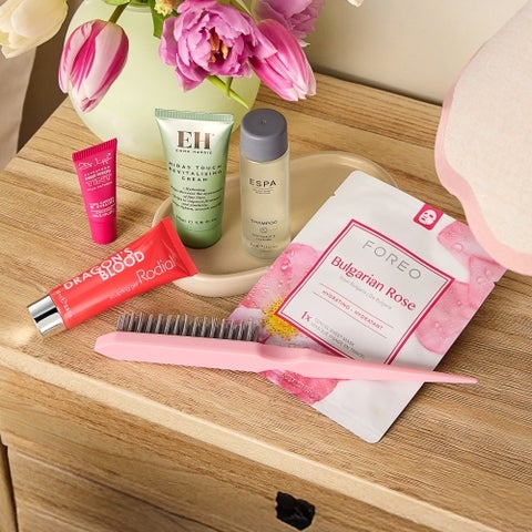 LOOKFANTASTIC THE BOX: March Edit