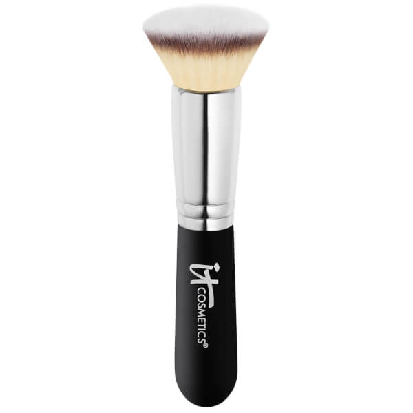 IT Cosmetics Pennello per Fondotinta Lucidante Piatto Heavenly Luxe di IT Cosmetics #6