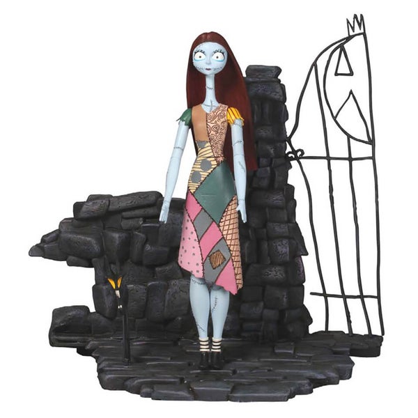 Diamond Select Nightmare Before Christmas Sally Action Figure