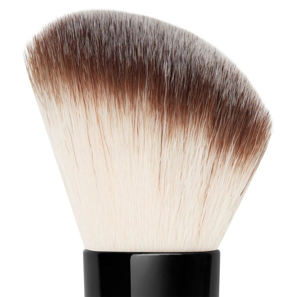 Illamasqua Contouring Brush 0