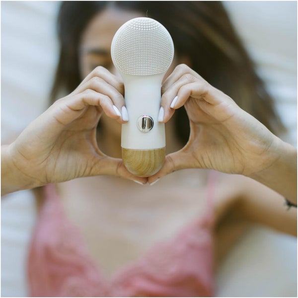 NION Beauty Opus Negative Ion Face Cleansing Device -Luxe-White/Wood 3