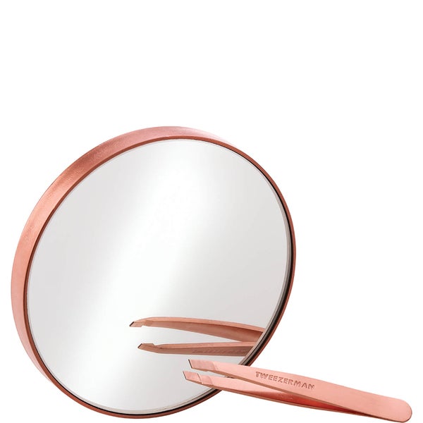 Minipinzas de punta sesgada Rose Gold y espejo aumentador 10x de Tweezerman