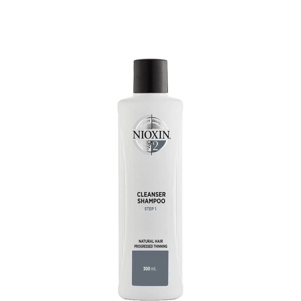 NIOXIN 3-częściowy System 2 Szampon oczyszczający do włosów naturalnych z postępującym przerzedzeniem 300 ml