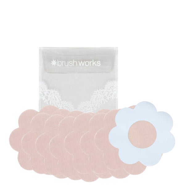 Атласные накладки на соски в форме цветочков brushworks Satin Petal Nipple Covers