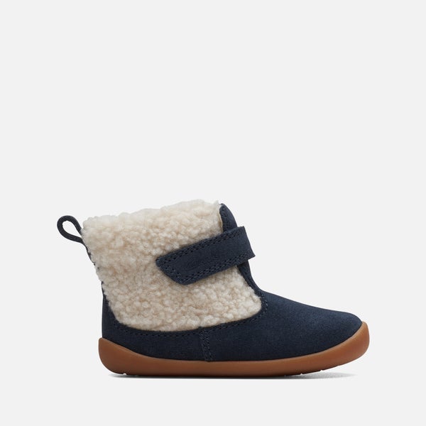 Clarks Toddlers Roamer Moon Suede and Faux Fur Boots