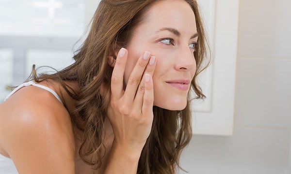 7 Things You Didn't Know About Hormonal Acne and Aging