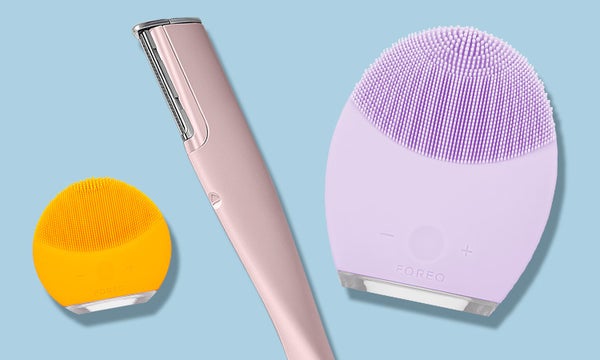 6 Beauty Tools You're Not Cleaning But Should + The Right Way to Do It
